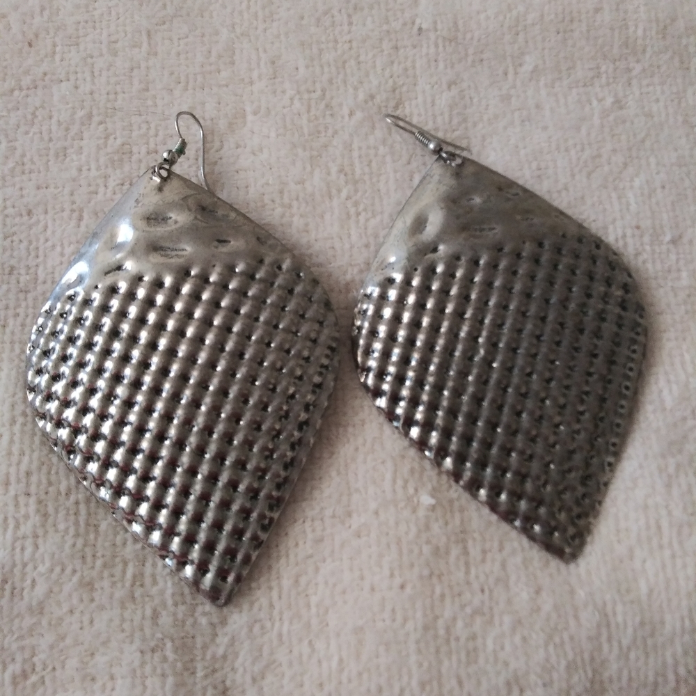 Woman's EARINGS